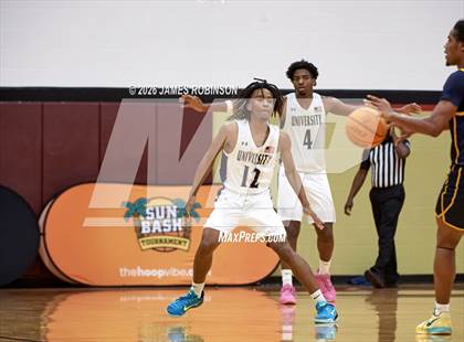Thumbnail 3 in Boca Ciega vs University Christian (Sun Bash) photogallery.