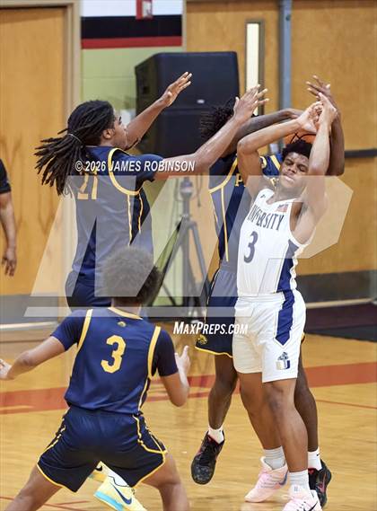 Thumbnail 2 in Boca Ciega vs University Christian (Sun Bash) photogallery.