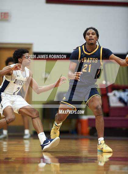 Thumbnail 2 in Boca Ciega vs University Christian (Sun Bash) photogallery.