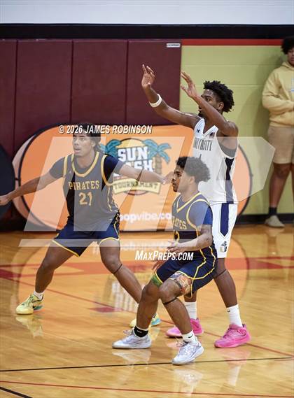 Thumbnail 3 in Boca Ciega vs University Christian (Sun Bash) photogallery.