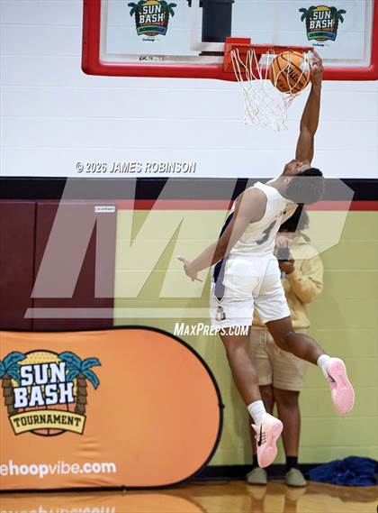 Thumbnail 3 in Boca Ciega vs University Christian (Sun Bash) photogallery.