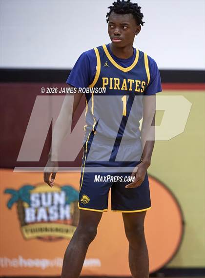 Thumbnail 3 in Boca Ciega vs University Christian (Sun Bash) photogallery.