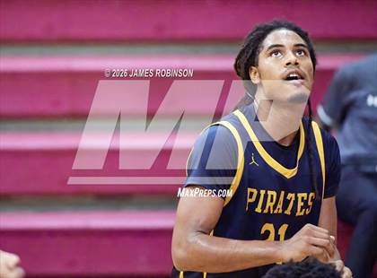 Thumbnail 3 in Boca Ciega vs University Christian (Sun Bash) photogallery.