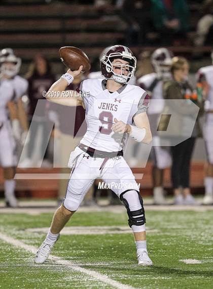 Thumbnail 1 in Jenks @ Mustang (OSSAA 6A First First Round)  photogallery.