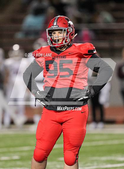 Thumbnail 2 in Jenks @ Mustang (OSSAA 6A First First Round)  photogallery.