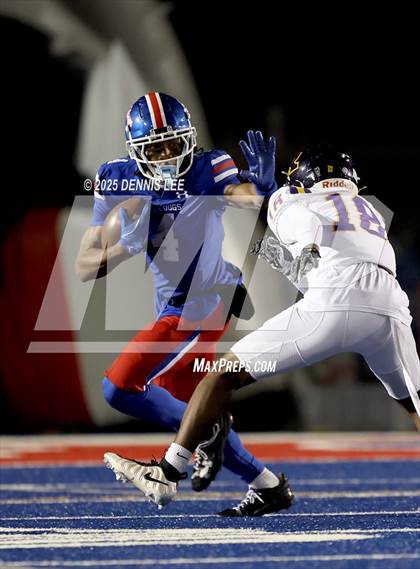 Thumbnail 2 in Archbishop Riordan @ Folsom (CIF NorCal Regional D1AA Final) photogallery.