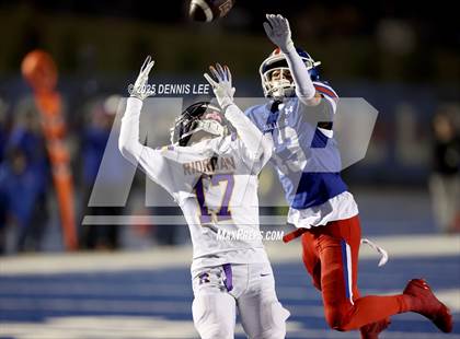 Thumbnail 3 in Archbishop Riordan @ Folsom (CIF NorCal Regional D1AA Final) photogallery.