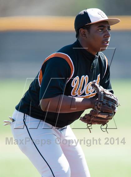 Thumbnail 1 in Sunnyvale vs West Mesquite photogallery.