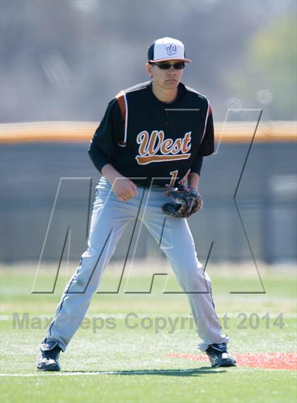 Thumbnail 2 in Sunnyvale vs West Mesquite photogallery.