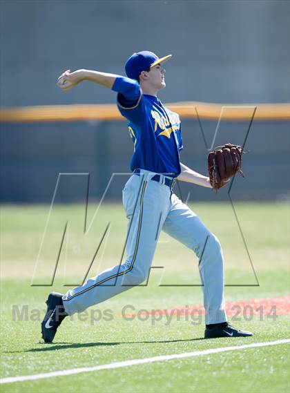Thumbnail 1 in Sunnyvale vs West Mesquite photogallery.