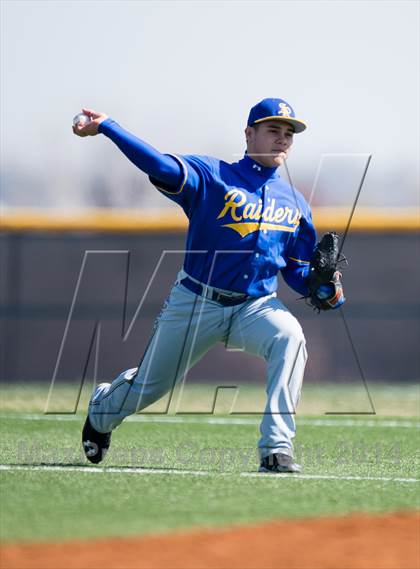 Thumbnail 2 in Sunnyvale vs West Mesquite photogallery.