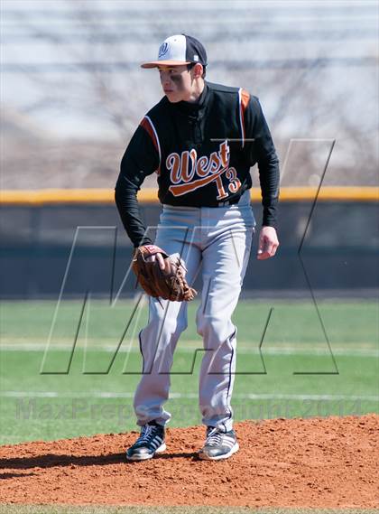 Thumbnail 2 in Sunnyvale vs West Mesquite photogallery.