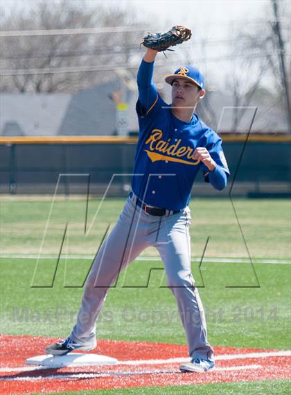 Thumbnail 2 in Sunnyvale vs West Mesquite photogallery.