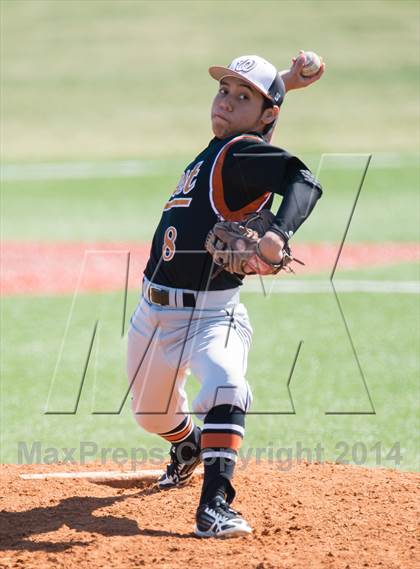 Thumbnail 1 in Sunnyvale vs West Mesquite photogallery.