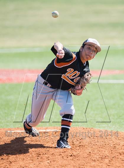 Thumbnail 3 in Sunnyvale vs West Mesquite photogallery.
