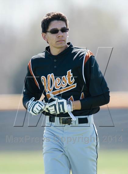Thumbnail 3 in Sunnyvale vs West Mesquite photogallery.