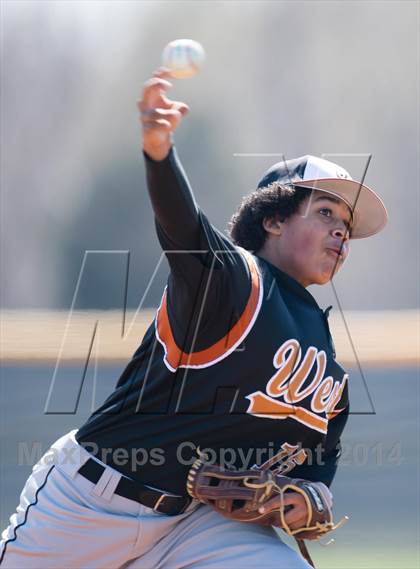 Thumbnail 2 in Sunnyvale vs West Mesquite photogallery.