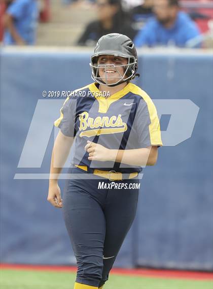 Thumbnail 2 in Kern Valley vs. Caruthers (CIF CS D5 Final) photogallery.