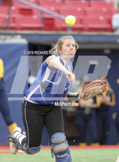 Thumbnail 2 in Kern Valley vs. Caruthers (CIF CS D5 Final) photogallery.