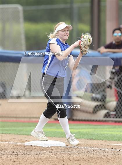 Thumbnail 2 in Kern Valley vs. Caruthers (CIF CS D5 Final) photogallery.