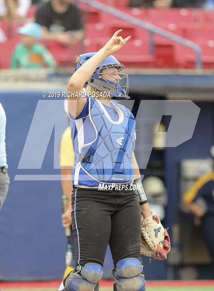 Thumbnail 2 in Kern Valley vs. Caruthers (CIF CS D5 Final) photogallery.