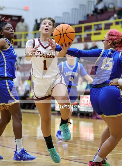 Thumbnail 2 in Lake View vs. Lumberton (2023 Robeson County Shootout) photogallery.
