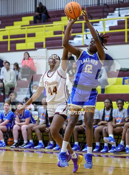Thumbnail 1 in Lake View vs. Lumberton (2023 Robeson County Shootout) photogallery.