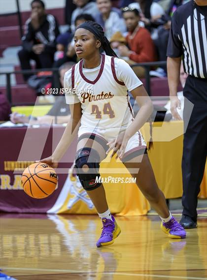 Thumbnail 3 in Lake View vs. Lumberton (2023 Robeson County Shootout) photogallery.