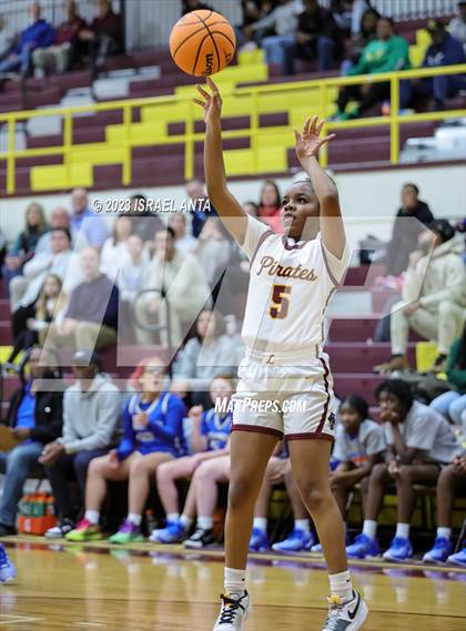 Thumbnail 1 in Lake View vs. Lumberton (2023 Robeson County Shootout) photogallery.