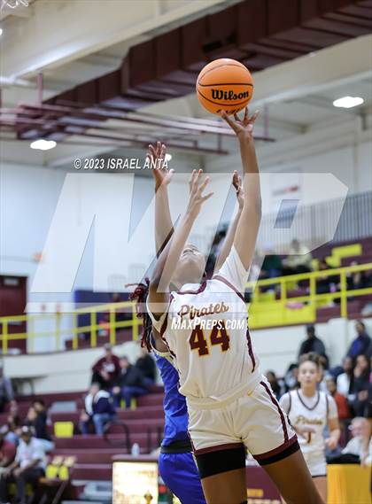 Thumbnail 1 in Lake View vs. Lumberton (2023 Robeson County Shootout) photogallery.