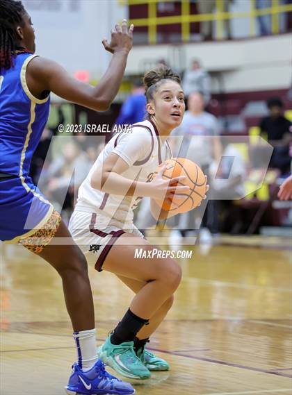 Thumbnail 1 in Lake View vs. Lumberton (2023 Robeson County Shootout) photogallery.
