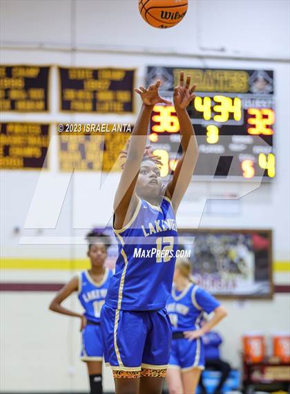 Thumbnail 2 in Lake View vs. Lumberton (2023 Robeson County Shootout) photogallery.