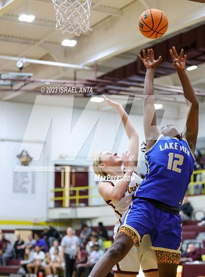 Thumbnail 2 in Lake View vs. Lumberton (2023 Robeson County Shootout) photogallery.