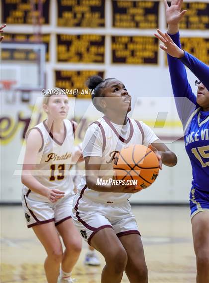 Thumbnail 3 in Lake View vs. Lumberton (2023 Robeson County Shootout) photogallery.