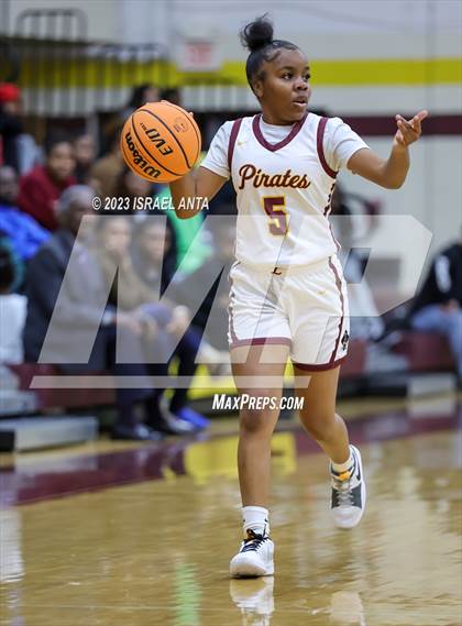 Thumbnail 3 in Lake View vs. Lumberton (2023 Robeson County Shootout) photogallery.