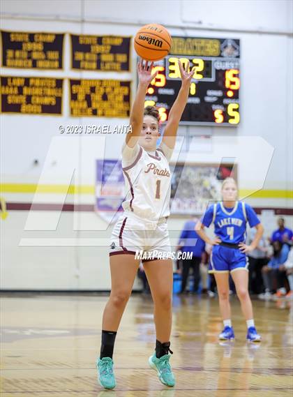 Thumbnail 1 in Lake View vs. Lumberton (2023 Robeson County Shootout) photogallery.