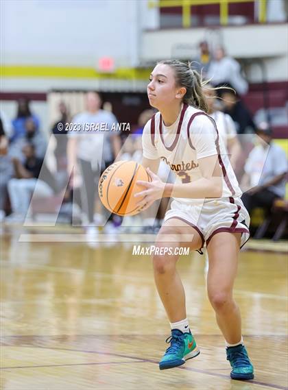 Thumbnail 1 in Lake View vs. Lumberton (2023 Robeson County Shootout) photogallery.