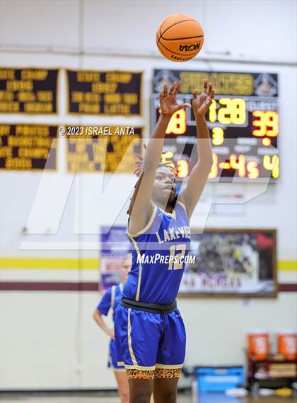 Thumbnail 2 in Lake View vs. Lumberton (2023 Robeson County Shootout) photogallery.