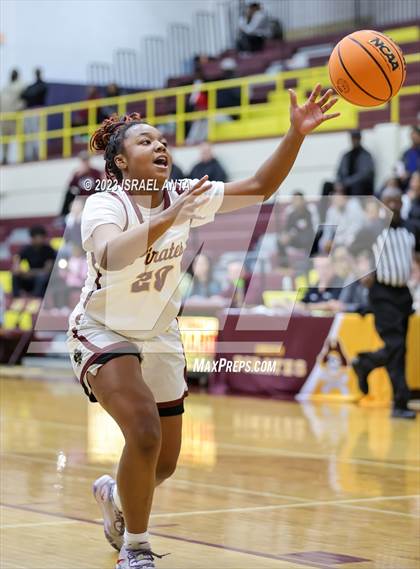 Thumbnail 3 in Lake View vs. Lumberton (2023 Robeson County Shootout) photogallery.
