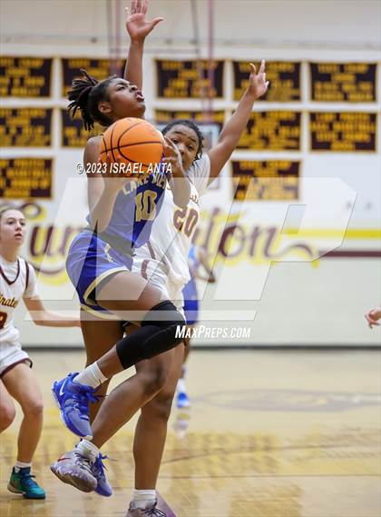 Thumbnail 2 in Lake View vs. Lumberton (2023 Robeson County Shootout) photogallery.