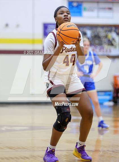 Thumbnail 1 in Lake View vs. Lumberton (2023 Robeson County Shootout) photogallery.