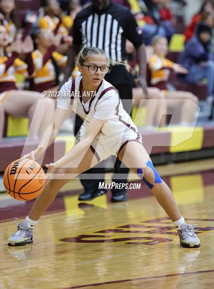 Thumbnail 2 in Lake View vs. Lumberton (2023 Robeson County Shootout) photogallery.