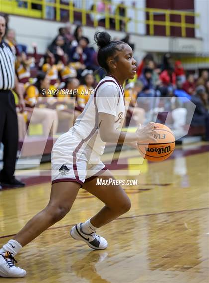 Thumbnail 3 in Lake View vs. Lumberton (2023 Robeson County Shootout) photogallery.