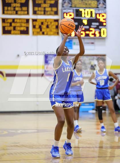 Thumbnail 1 in Lake View vs. Lumberton (2023 Robeson County Shootout) photogallery.