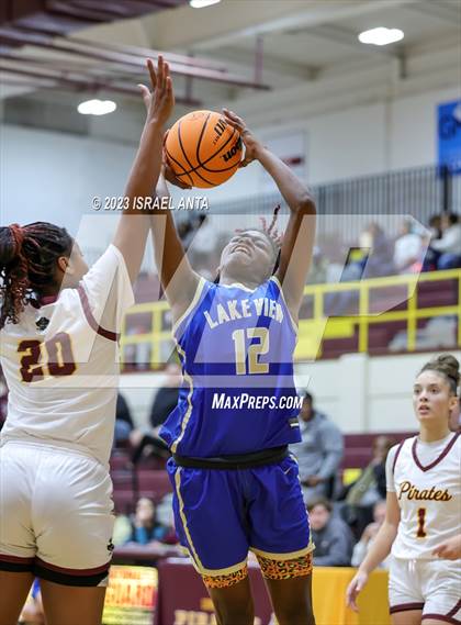 Thumbnail 3 in Lake View vs. Lumberton (2023 Robeson County Shootout) photogallery.