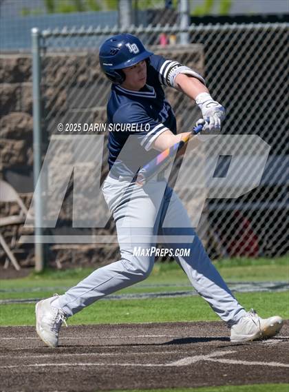 Thumbnail 1 in Wooster vs. Lake Oswego (Coach Bob Invitational) photogallery.