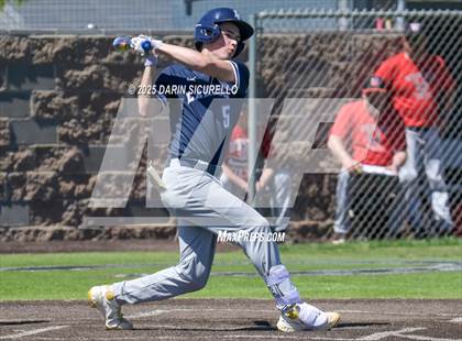 Thumbnail 2 in Wooster vs. Lake Oswego (Coach Bob Invitational) photogallery.