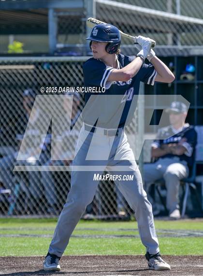 Thumbnail 1 in Wooster vs. Lake Oswego (Coach Bob Invitational) photogallery.