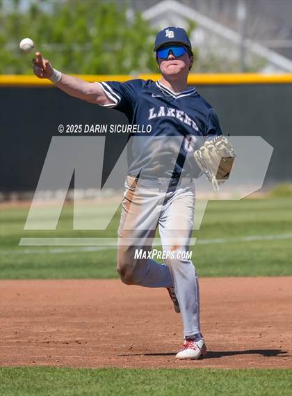 Thumbnail 1 in Wooster vs. Lake Oswego (Coach Bob Invitational) photogallery.