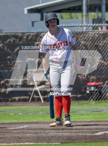 Thumbnail 3 in Wooster vs. Lake Oswego (Coach Bob Invitational) photogallery.
